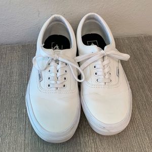Vans White Leather Era Shoes Mens size 8 Womens Size 9.5